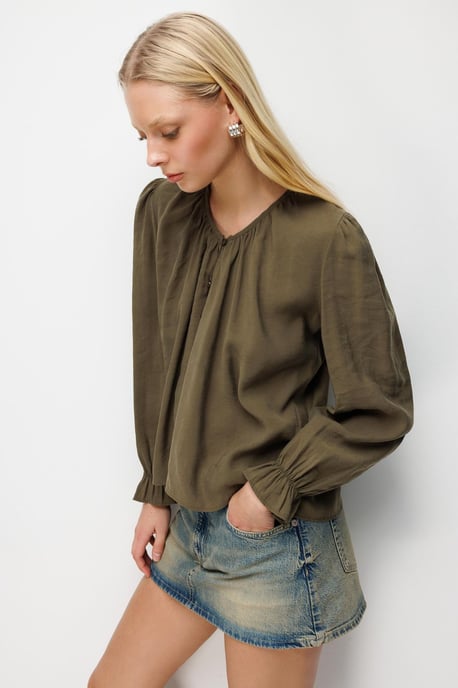 Textured Button-Up Crew Neck Blouse - Image 4