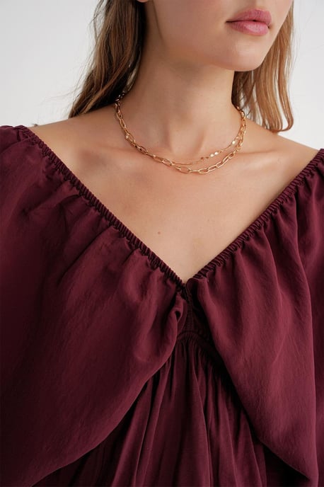 V-ringad Blus med Volangdetalj - Image 3