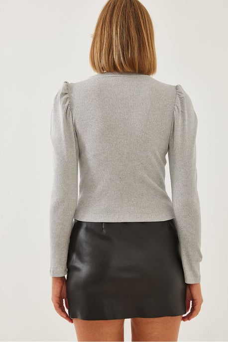 Drape Detailed Basic Top - Image 3