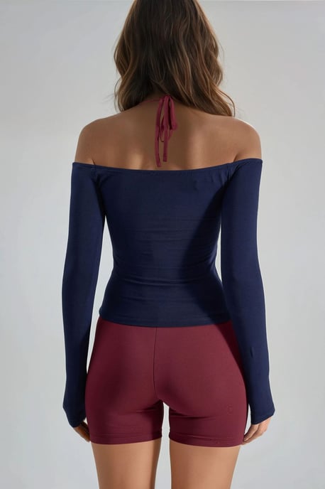 Slim Fit Knitted Blouse with U Collar and Contrast Binding - Image 3