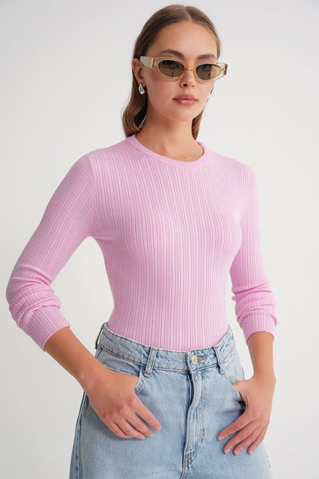 Mjuk Texturerad Ribbad Topp - Image 1