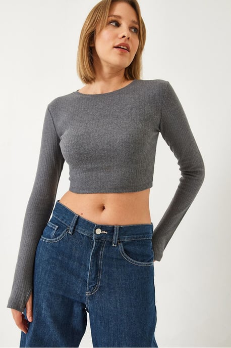 Texturerad Ribbad Kort Blus med Rund Halsringning - Image 4
