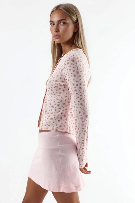 Floral Ribbed Crop Blouse with Button Closure - Image 4