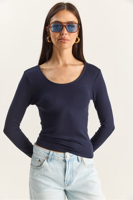 Slim Fit U-Hals Stickad Blus - Image 3