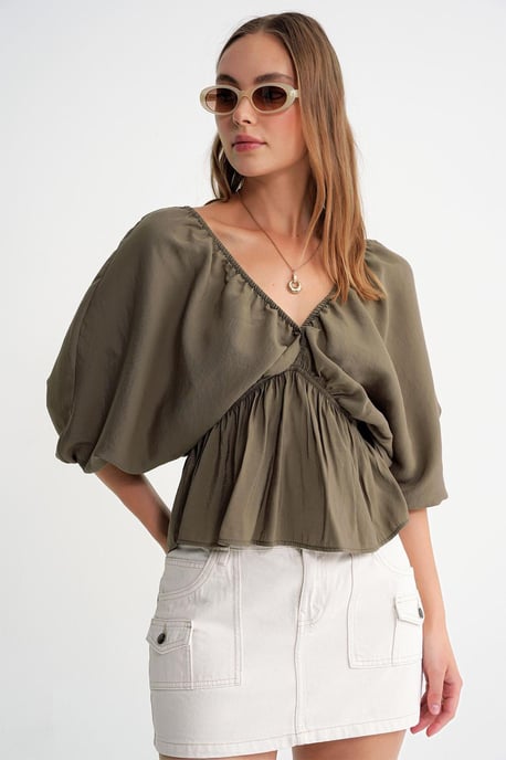 V-ringad Blus med Volangdetalj - Image 2