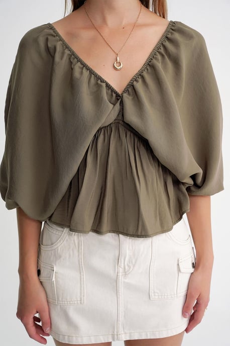 V-ringad Blus med Volangdetalj - Image 5