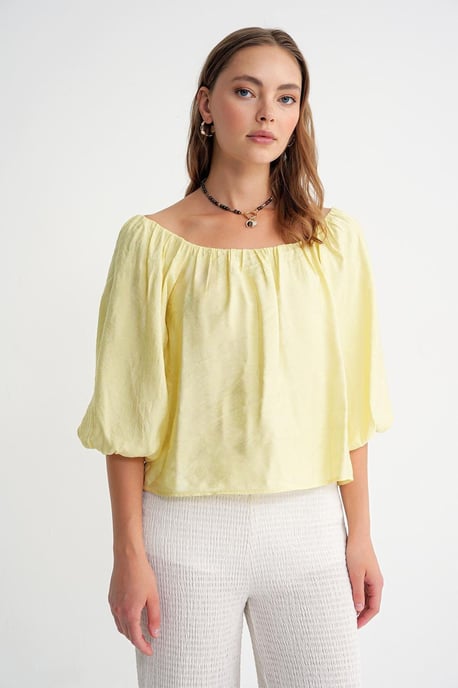 Modal Gemixte Blouse met Madonna-Kraag en Rimpeldetail - Image 1