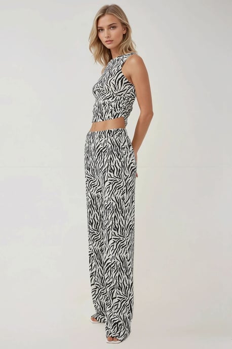 Slim Fit Zebra Print Crew Neck Top - Image 4