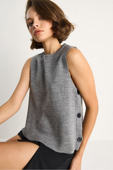 Knop Gedetailleerde Brei Blouse - Image 3
