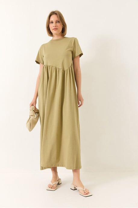 Maxi Crew Neck Loose Knit Dress - Image 2