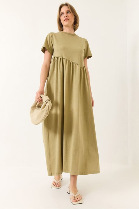 Maxi Crew Neck Loose Knit Dress - Image 3
