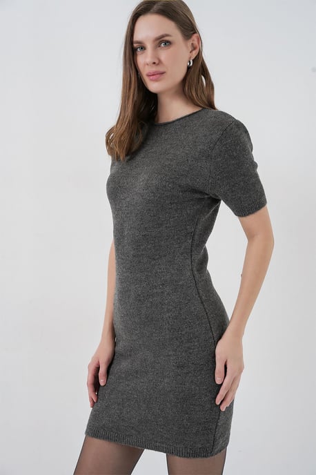 Basis Mini Breimode Jurk - Image 3