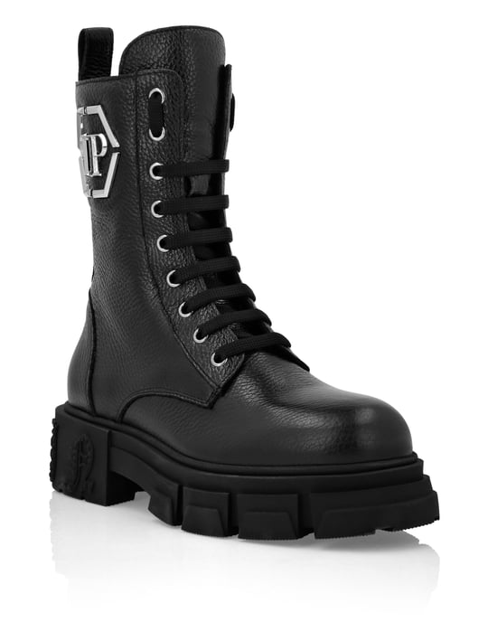Boots Mid Flat - Image 1