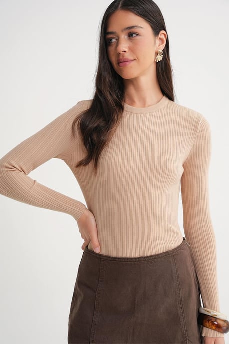 Mjuktexturerad Ribbad Fitted Top - Image 2