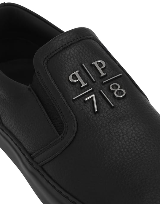 Slip On - Image 2