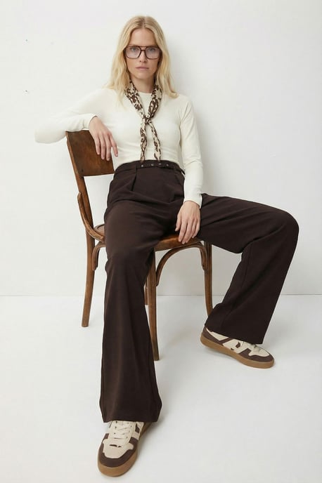 Pleated Belted Wide Leg Trousers - Image 3