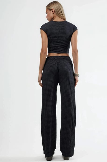Textured Wide Leg Trousers with Drawstring Waist - Image 4