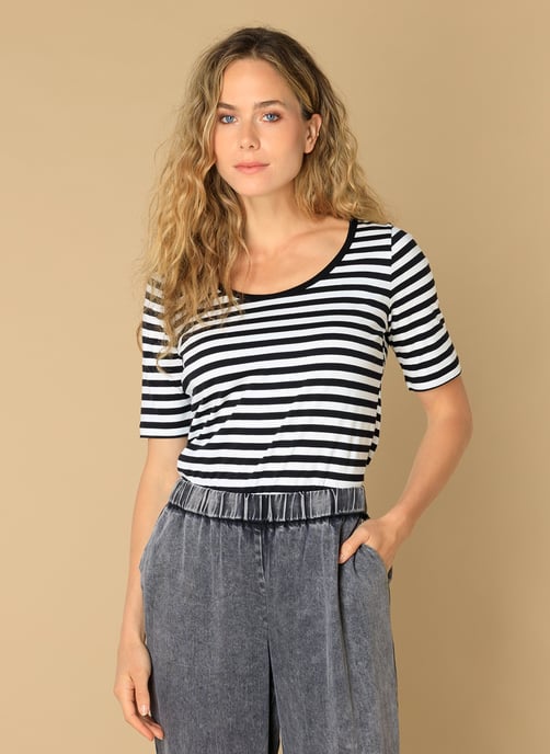IVY BEAU Esha Tops Black/Off White - Image 1