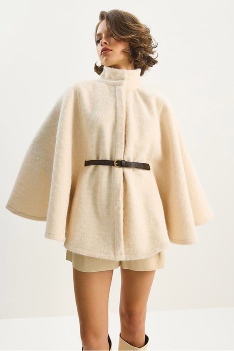 Texturerad Oversized Kappa med Knäppning - Image 6