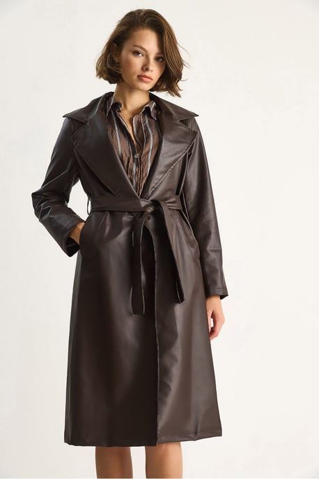 Midi-längd i konstläder trenchcoat med knytstängning - Image 5