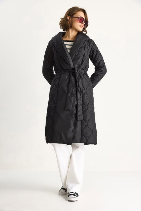 Textured Sjaalkraag Midi Puffer Jack met Striksluiting - Image 2