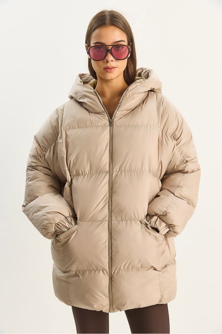Hooded Oversized Thick Puffer Jacket - Image 6