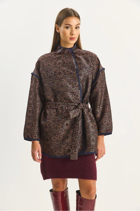 Oversized Jacquardmönstrad Jacka med Spänne - Image 2
