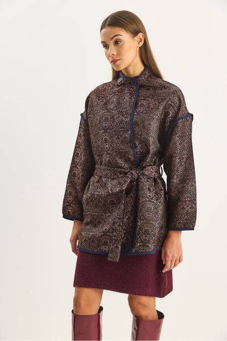 Oversized Jacquardmönstrad Jacka med Spänne - Image 3