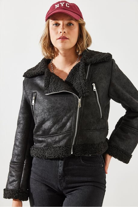Faux leather kort jacka med sjalkrage - Image 4