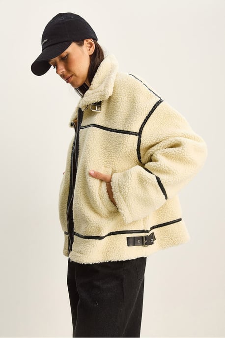 Oversized Fuskpälsjacka - Image 3