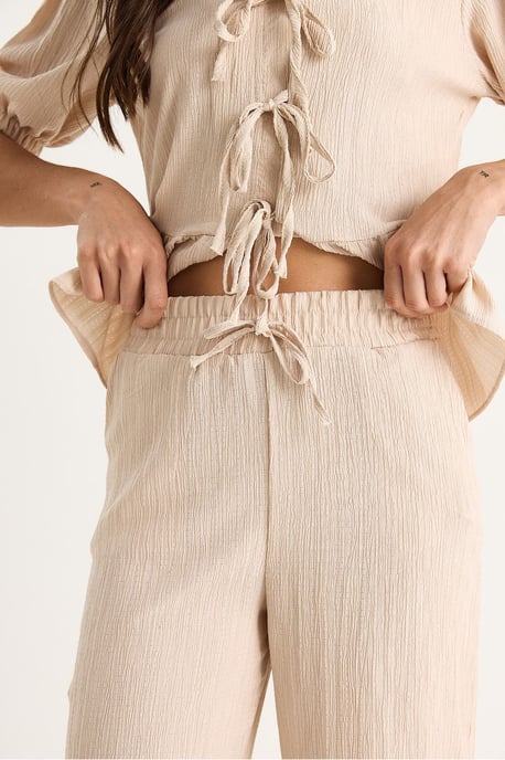 V-Neck Textured Two-Piece Co-Ord - Image 6