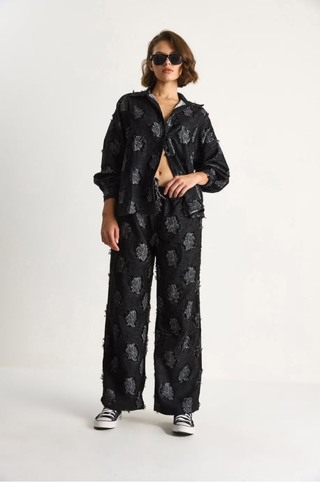 Geborduurd Overdimensionaal Shirt en Brede Pantalon Co-Ord Set - Image 3
