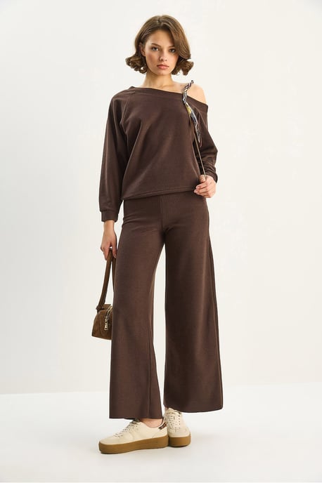 Knitwear Accesiory Detailed Two-Piece Set - Image 3