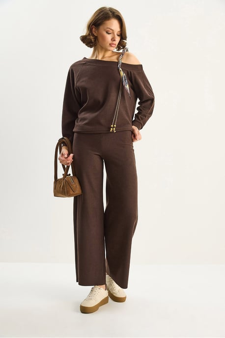 Knitwear Accesiory Detailed Two-Piece Set - Image 4