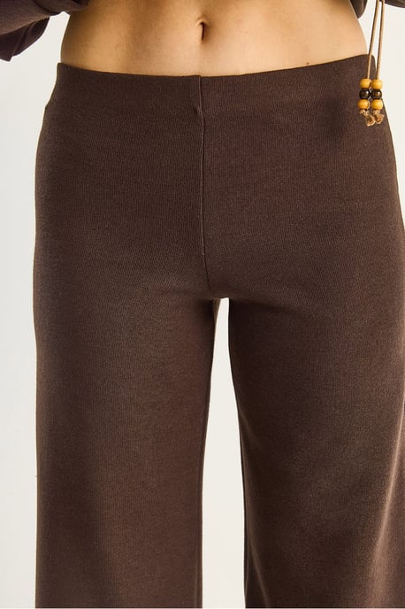 Knitwear Accesiory Detailed Two-Piece Set - Image 6