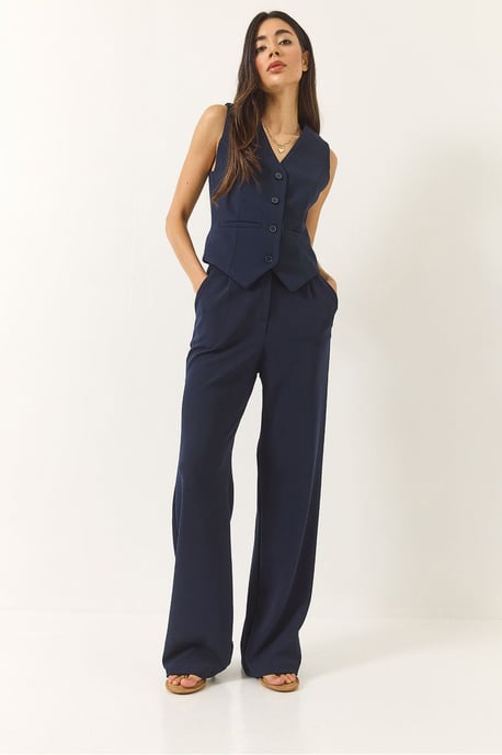 Gestructureerde V-hals Lange Co-Ord Set met Knopsluiting - Image 4