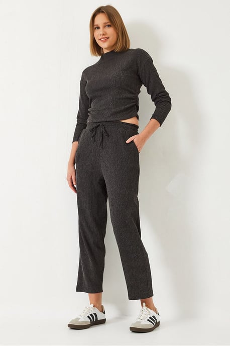 Getextureerde Turtle Neck Crop Co-ord Set - Image 1