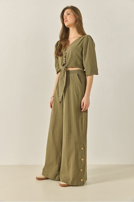 Textured V-Neck Long Sleeve Two-Piece Coord Set - Image 3