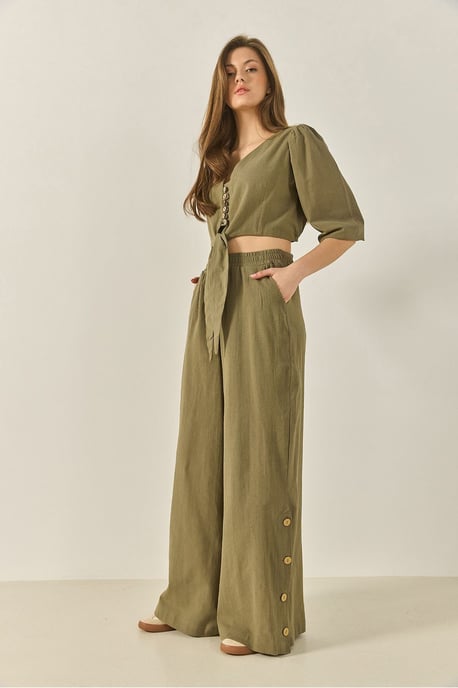 Textured V-Neck Long Sleeve Two-Piece Coord Set - Image 4