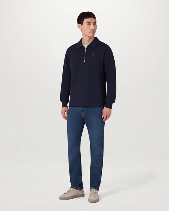 B69 Regular Fit, Mid-Rise Jeans in Dark Blue - Image 2