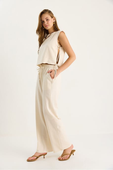 Crew Neck Striksluiting Twee-delige Co-ord Set met Wijde Pantalons - Image 5