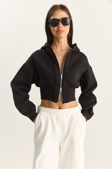 Huvtröja i slim fit med ribbat stickat tyg, kort modell - Image 2