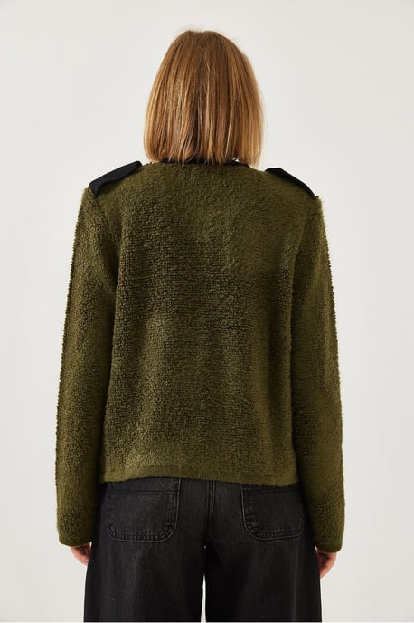Ribbad stickad cardigan med knäppning och fickor - Image 2