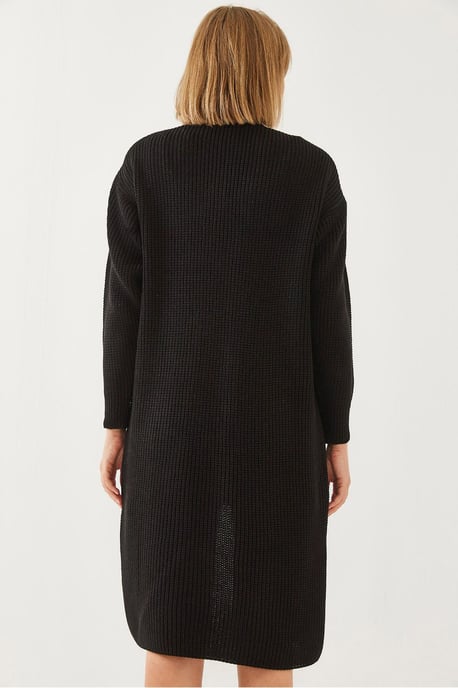 Textured Long V-neck Button Cardigan - Image 4