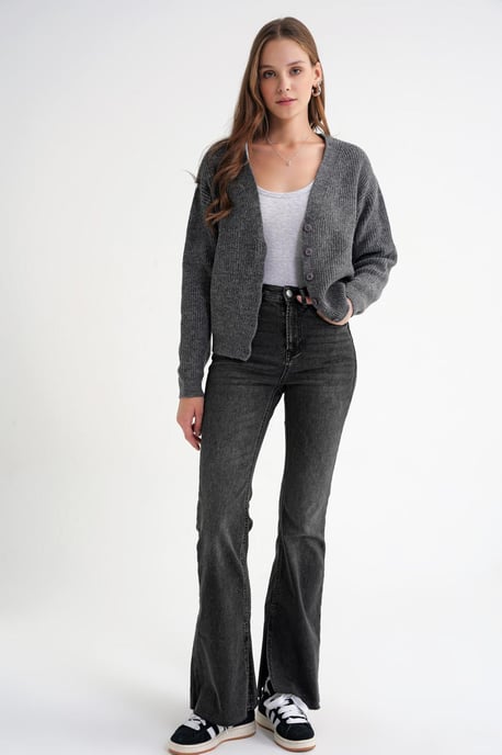 Texturerad V-ringad knap cardigan - Image 2