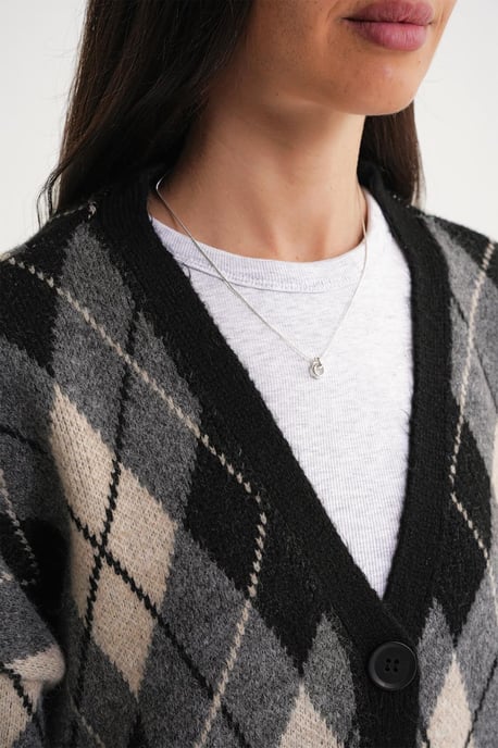 Oversize Argyle V-Neck Buttoned Cardigan - Image 6