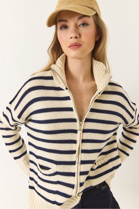 Randig zip-up stickad cardigan med fickor - Image 4