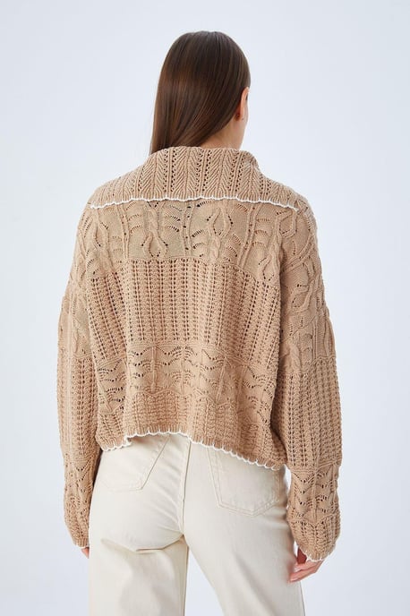 Texturerad stickad cardigan med knappstängning - Image 6