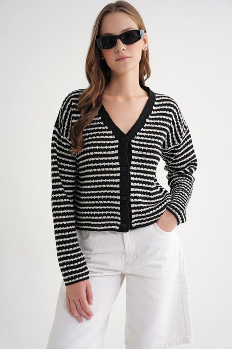 Randig V-ringad knäpp-fram ribbad stickad cardigan - Image 4