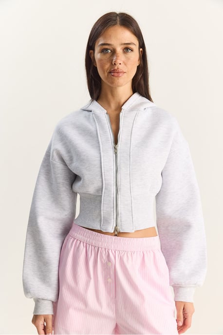 Huvtröja i slim fit med ribbat stickat tyg, kort modell - Image 5